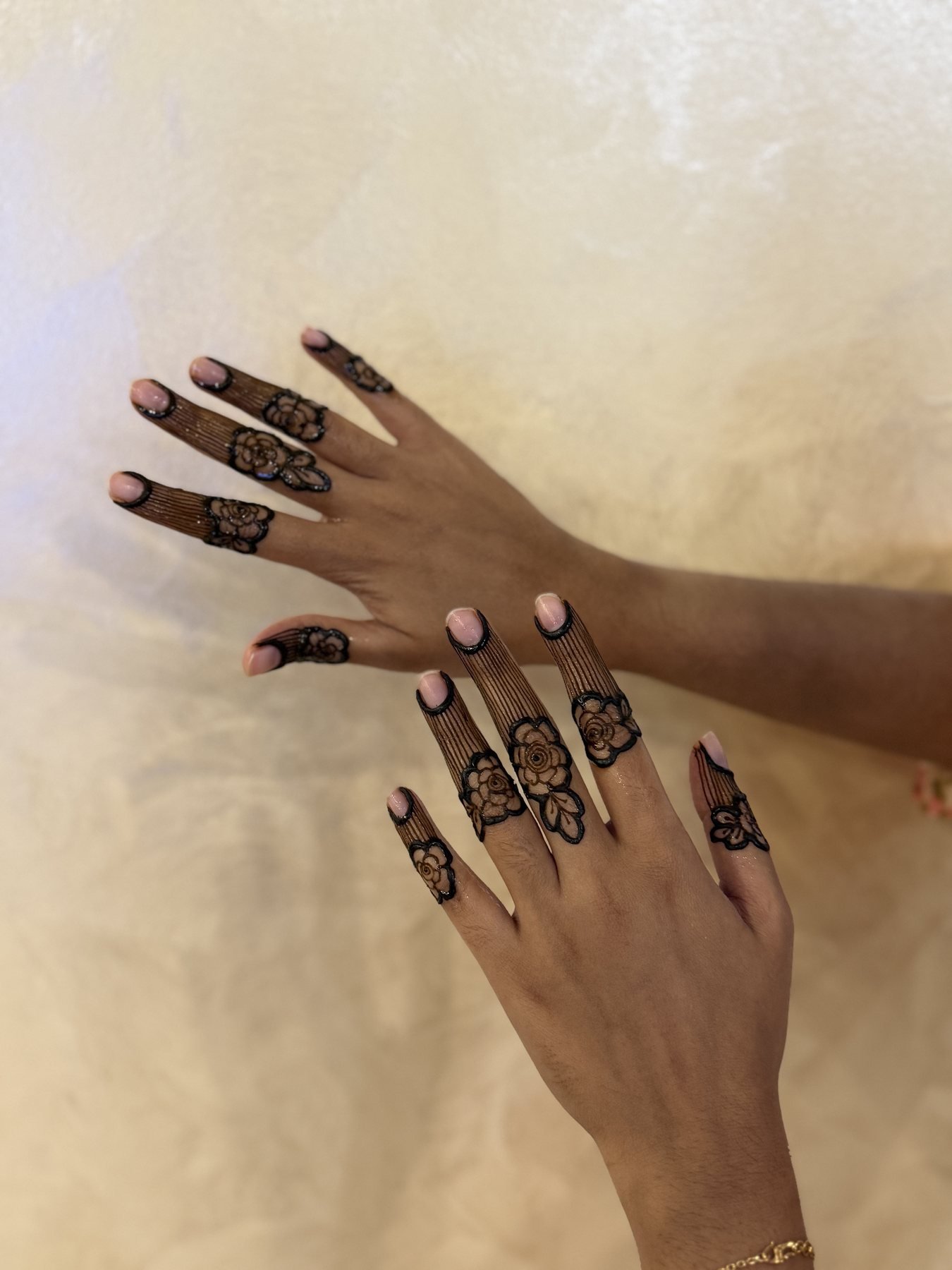 Party Henna Moment 20, party henna design by Al Hanah Artiste
