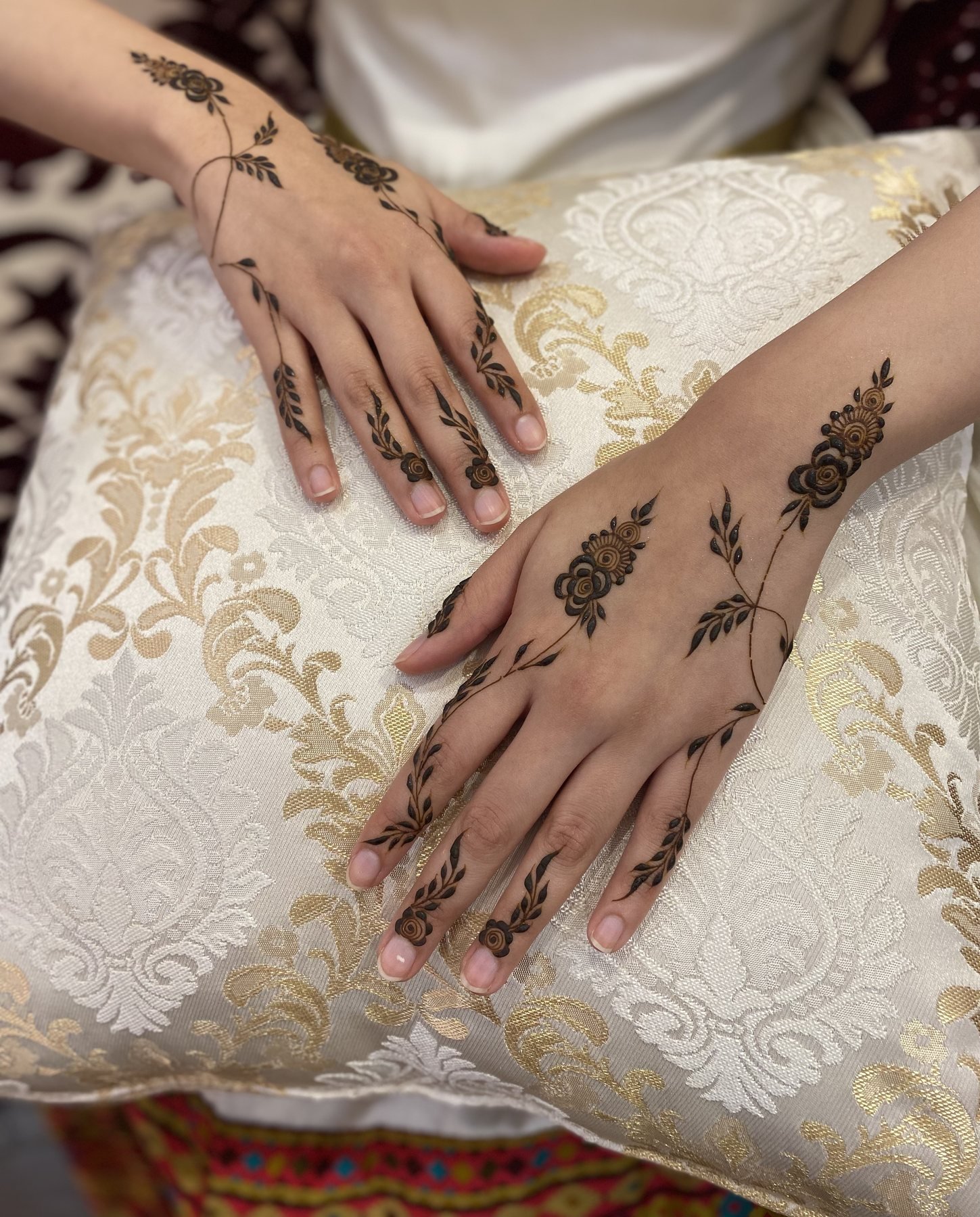 Party Henna Moment 21, party henna design by Al Hanah Artiste