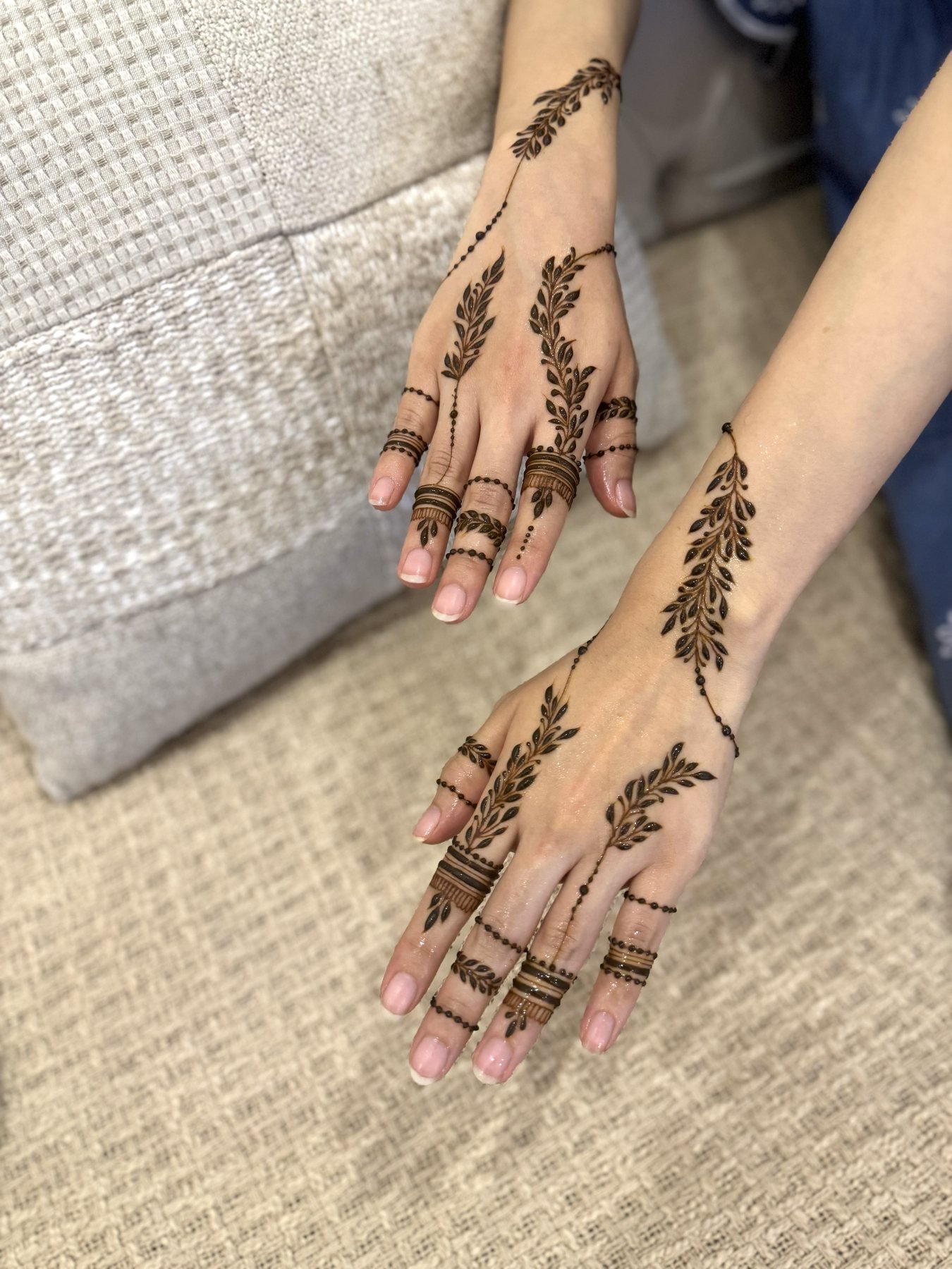 Party Henna Moment 26, party henna design by Al Hanah Artiste